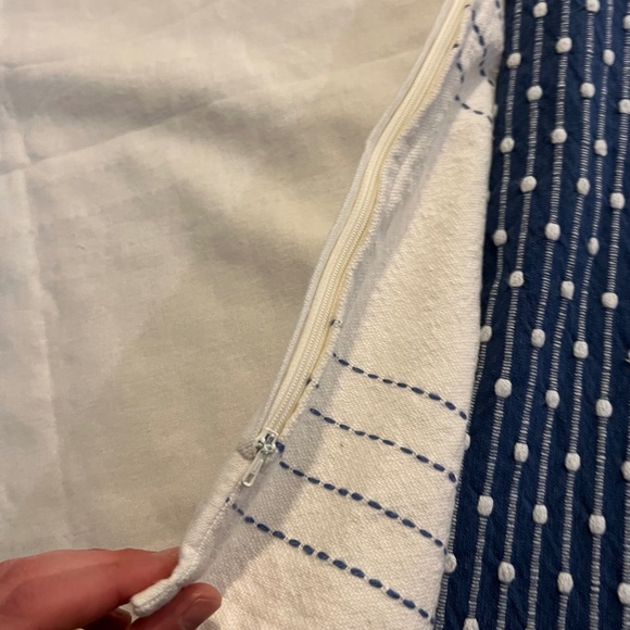 Matching Pillow Shams- Navy, White, Light blue pick stitch and dot 22x22 - Picture 5 of 7